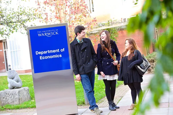 Twelve freshers momentously unite under the banner of ‘Econ Group Chat 2k16!!’
